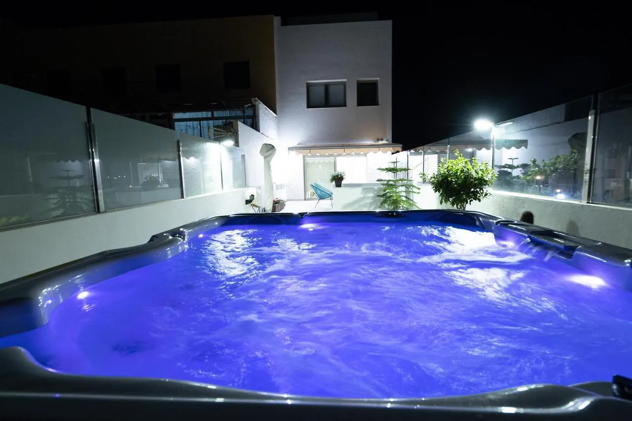 Tita Suite Corralejo Dom wakacyjny